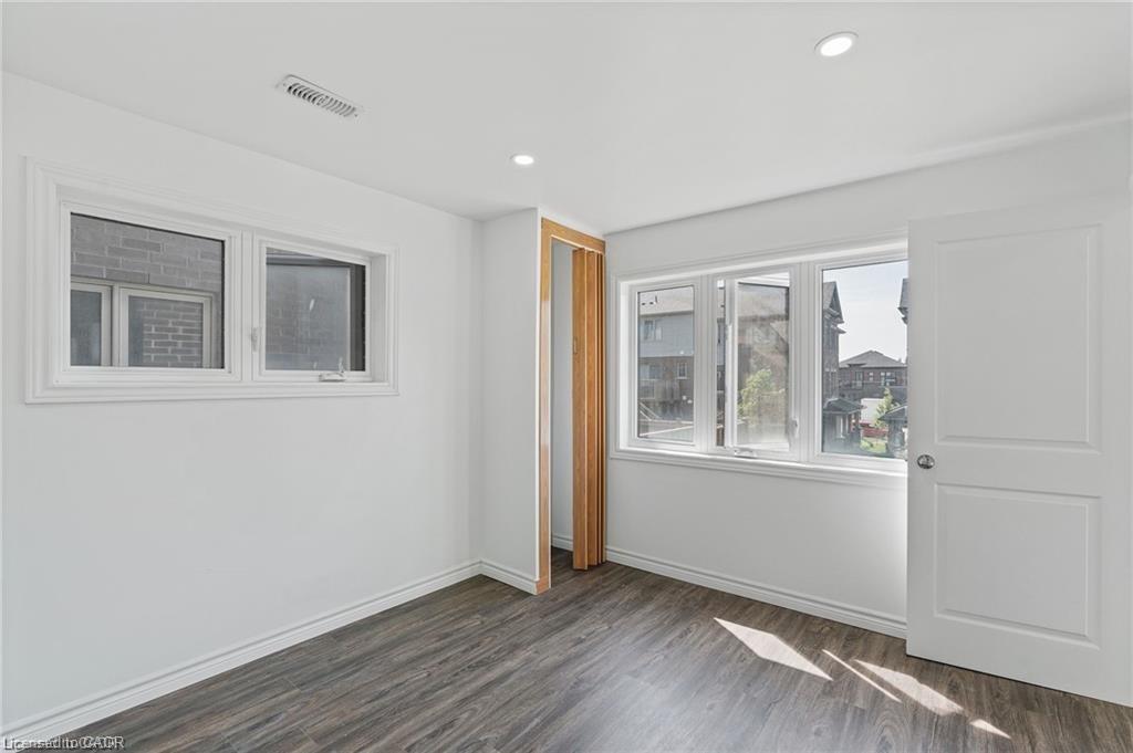 34 Sportsman Hill Street, Kitchener, ON - Indoor Photo Showing Other Room