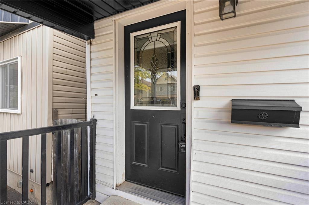 12 Lincoln Street, Hamilton, ON - Outdoor With Exterior