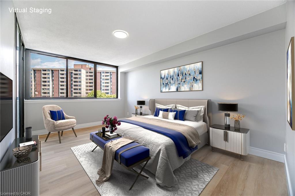 606-1240 Marlborough Court, Oakville, ON - Indoor Photo Showing Bedroom