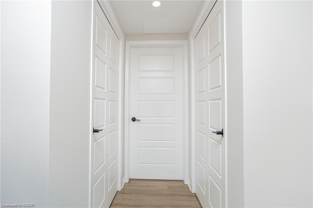 202-3998 Victoria Avenue, Lincoln, ON - Indoor Photo Showing Other Room
