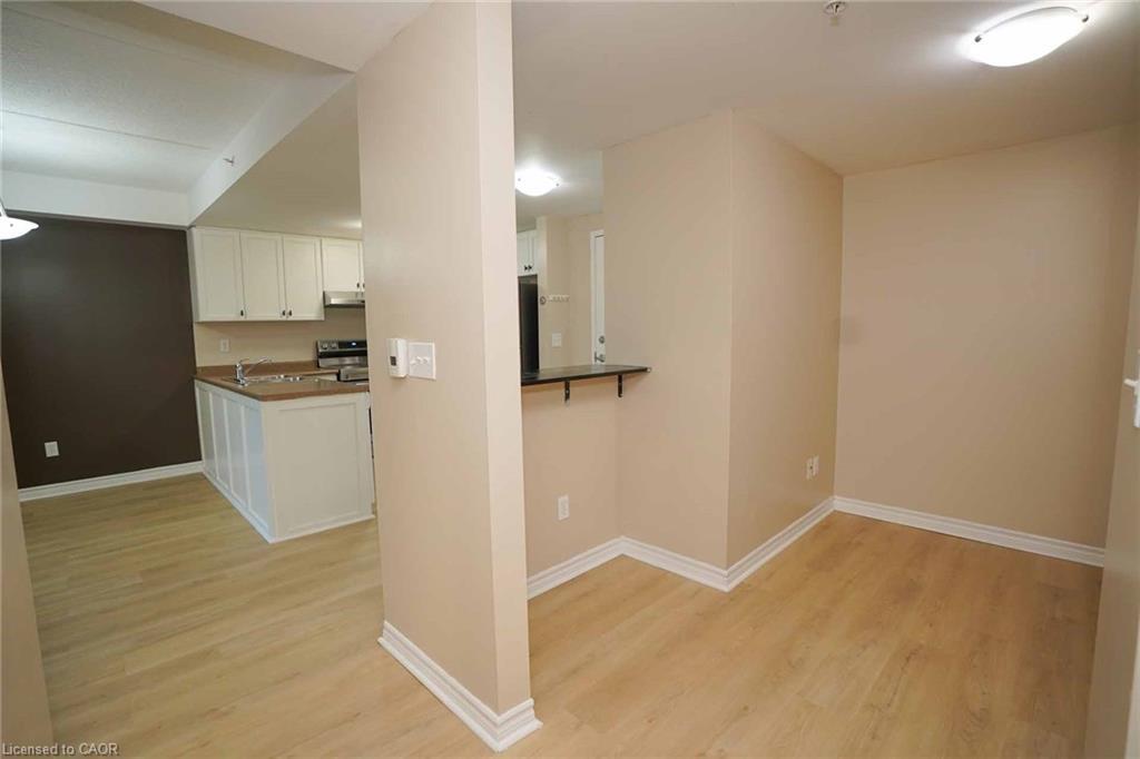 106-39 Goodwin Drive, Guelph, ON - Indoor