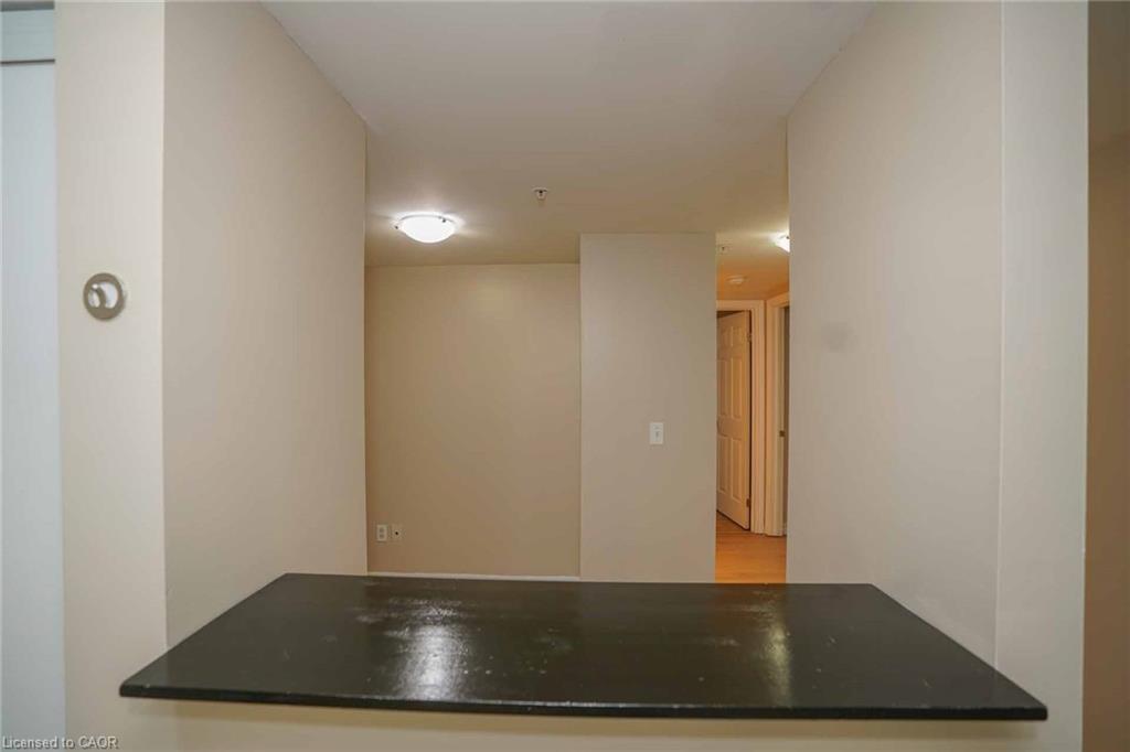 106-39 Goodwin Drive, Guelph, ON - Indoor Photo Showing Other Room