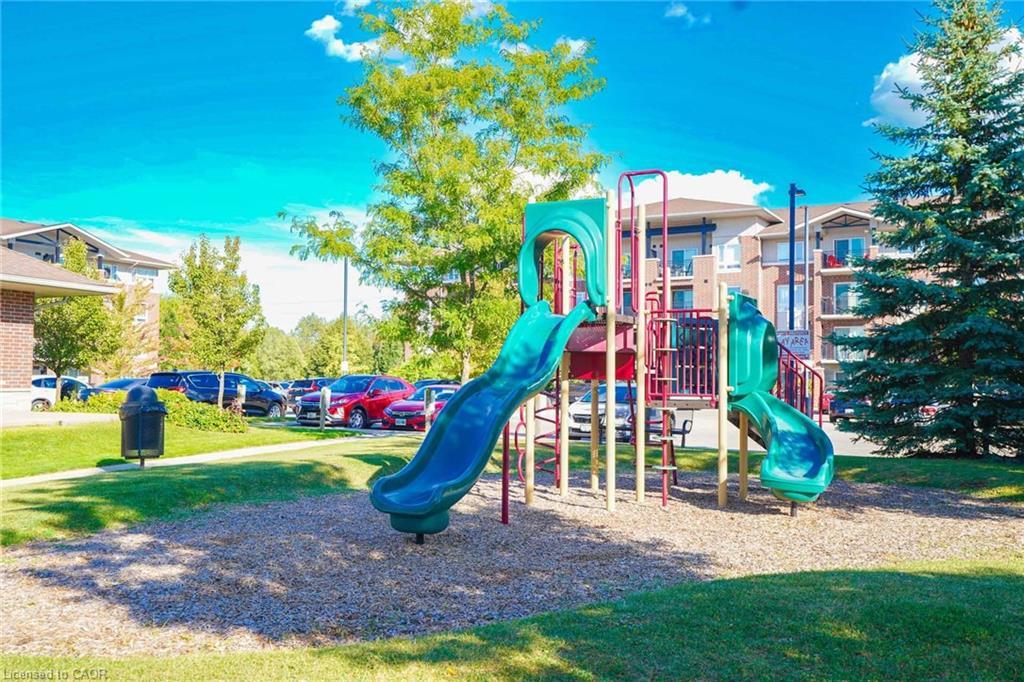 106-39 Goodwin Drive, Guelph, ON - Outdoor