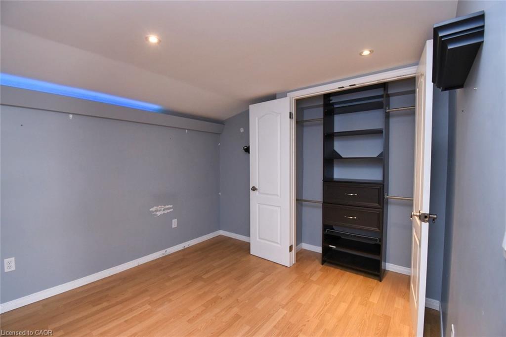 139 Chestnut Avenue, Brantford, ON - Indoor Photo Showing Other Room