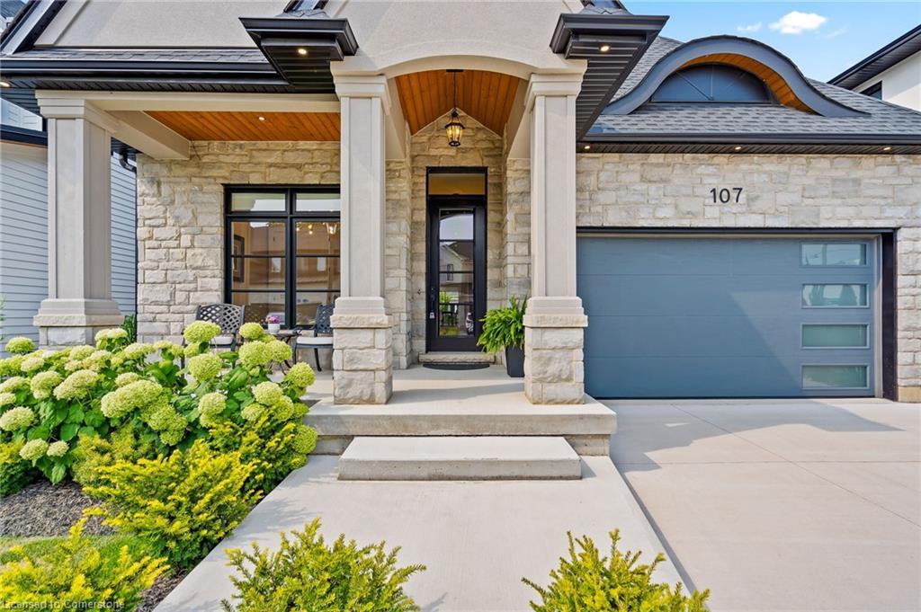 107 Millpond Road, Niagara-On-The-Lake, ON - Outdoor With Facade