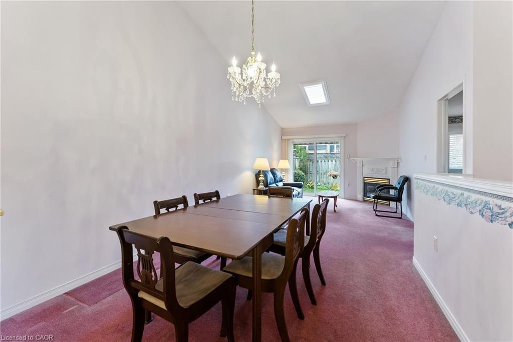20-60 Rice Avenue, Hamilton, ON - Indoor Photo Showing Dining Room