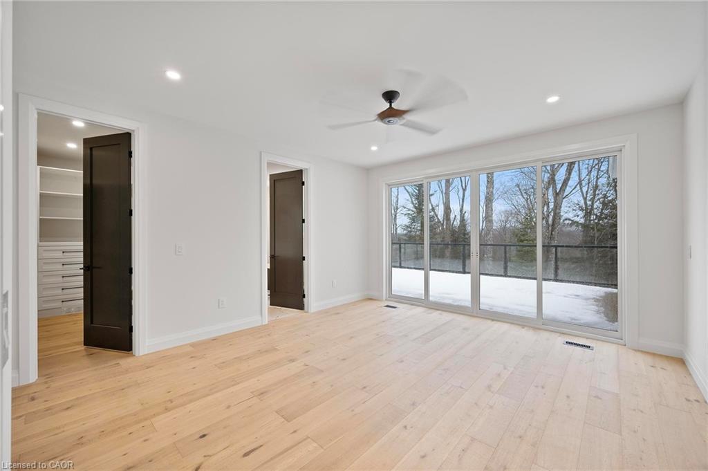 33 Glen Eagle Court, Huntsville, ON - Indoor Photo Showing Other Room