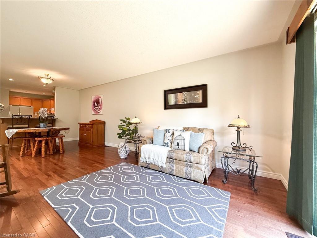 13 Clonmel Lane, Port Dover, ON - Indoor Photo Showing Living Room