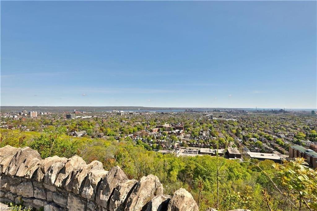205C-5 East 36Th Street, Hamilton, ON - Outdoor With View