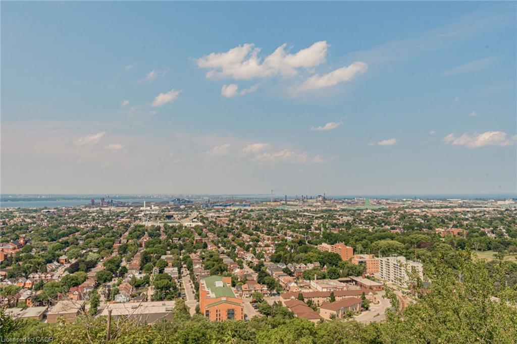 205C-5 East 36Th Street, Hamilton, ON - Outdoor With View