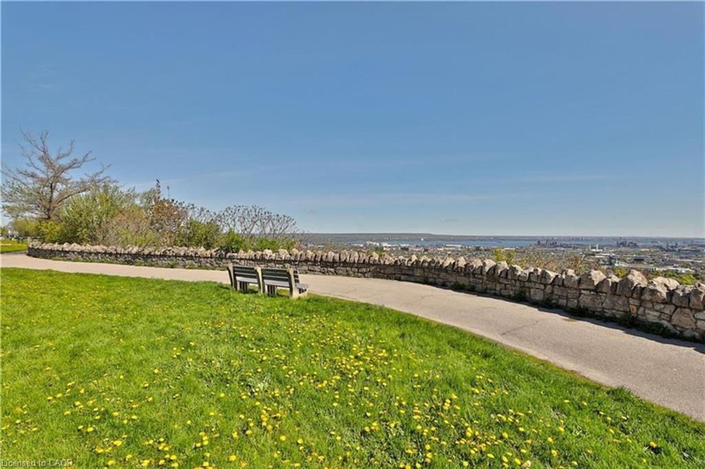205C-5 East 36Th Street, Hamilton, ON - Outdoor With View