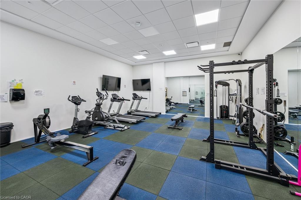 902-100 Garment Street, Kitchener, ON - Indoor Photo Showing Gym Room