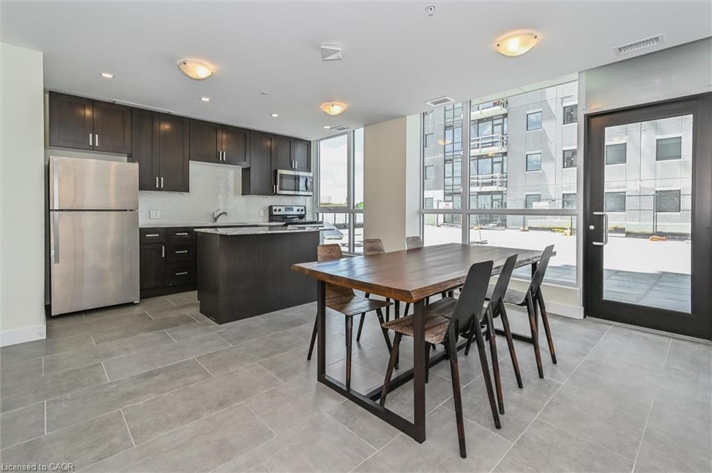 902-100 Garment Street, Kitchener, ON - Indoor