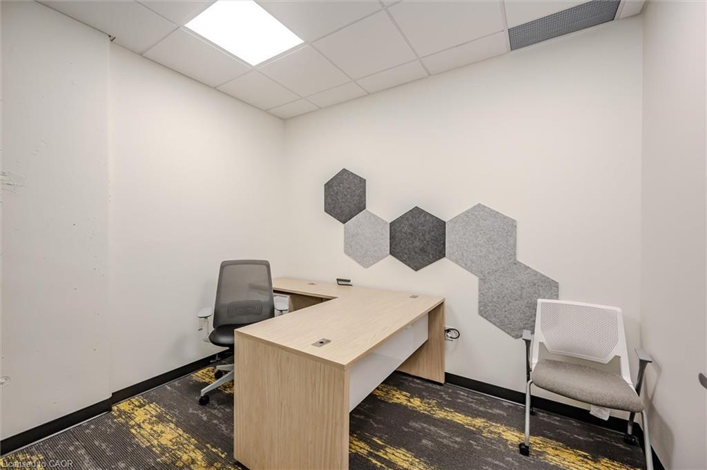 902-100 Garment Street, Kitchener, ON - Indoor Photo Showing Office