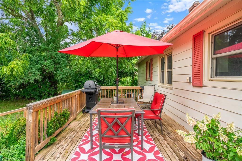 15756 Niagara Parkway, Niagara-On-The-Lake, ON - Outdoor With Deck Patio Veranda With Exterior