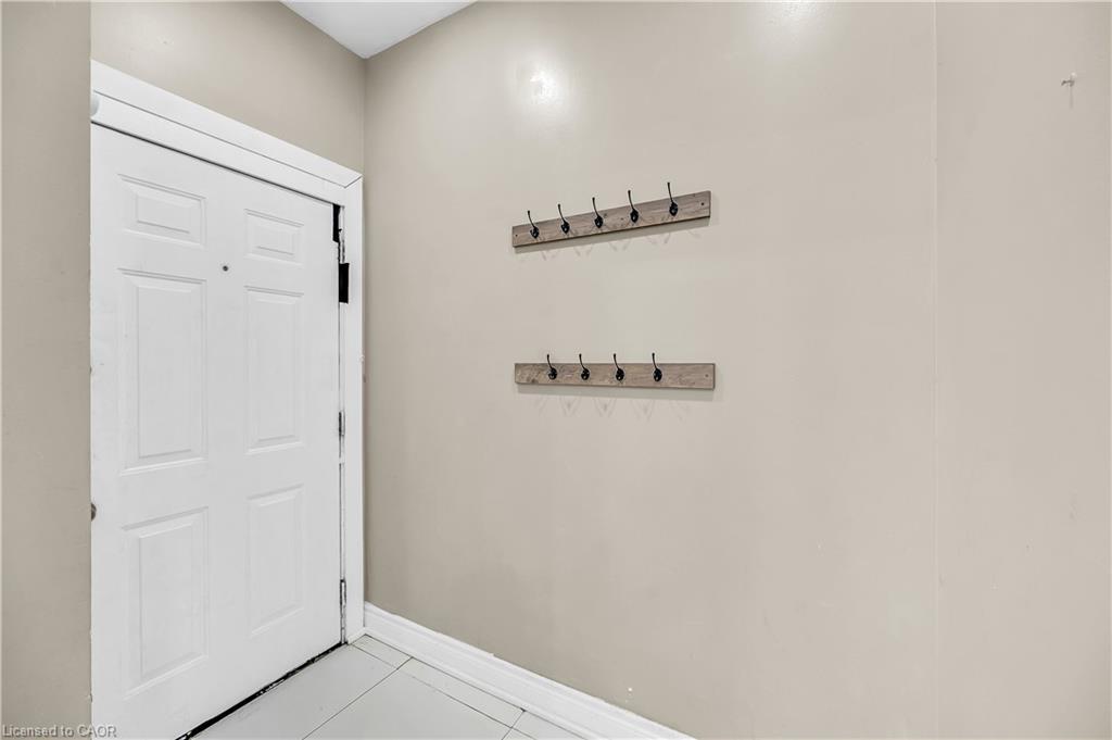 334 Cannon Street E, Hamilton, ON - Indoor Photo Showing Other Room