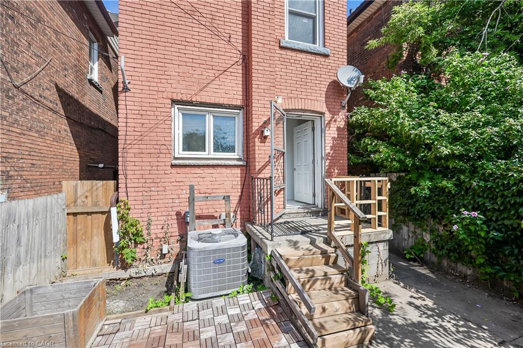 334 Cannon Street E, Hamilton, ON - Outdoor With Exterior