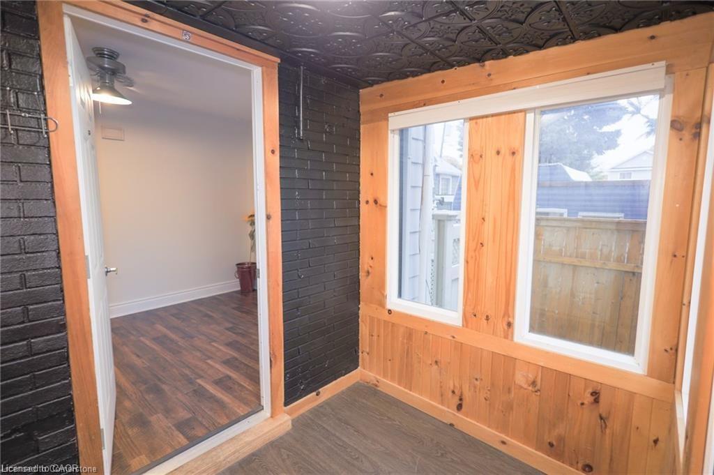 11 Perry Street, St. Catharines, ON - Photo Showing Other Room