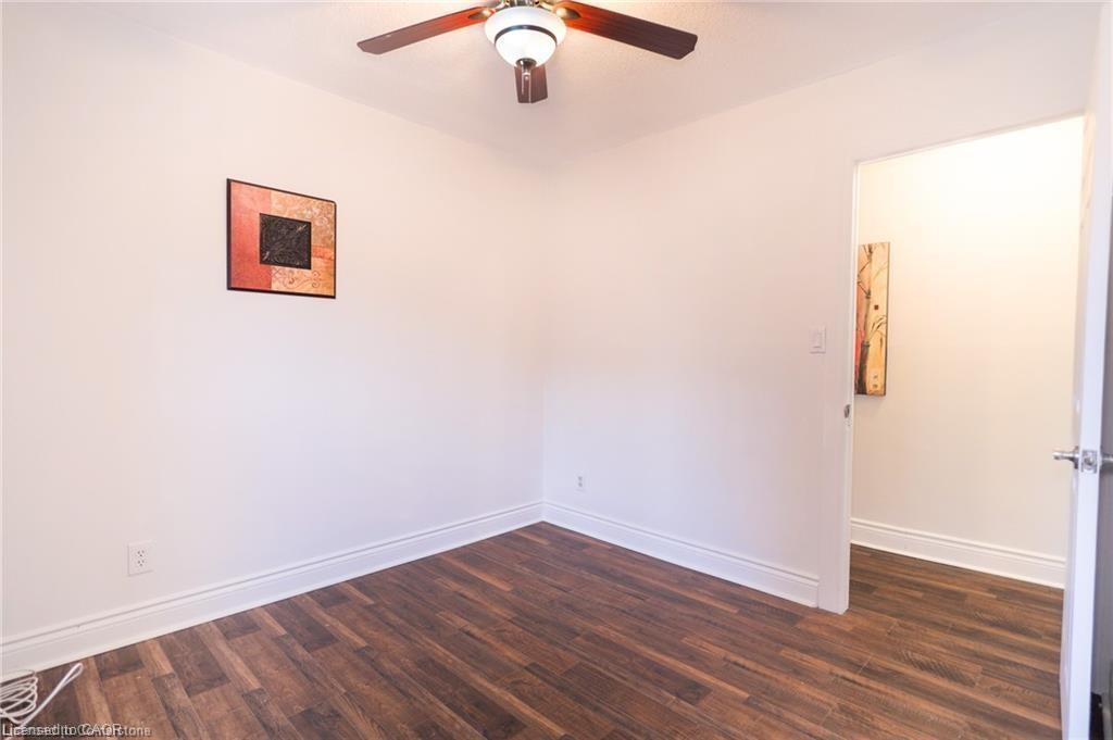 11 Perry Street, St. Catharines, ON - Indoor Photo Showing Other Room