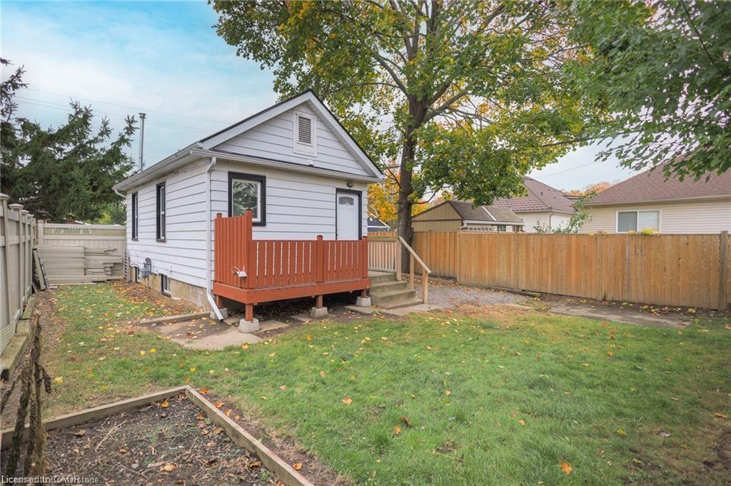 11 Perry Street, St. Catharines, ON - Outdoor With Deck Patio Veranda