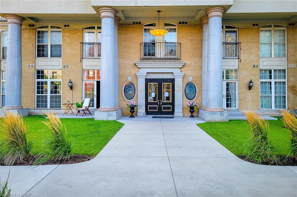 402-135 James Street S, Hamilton, ON - Outdoor With Facade