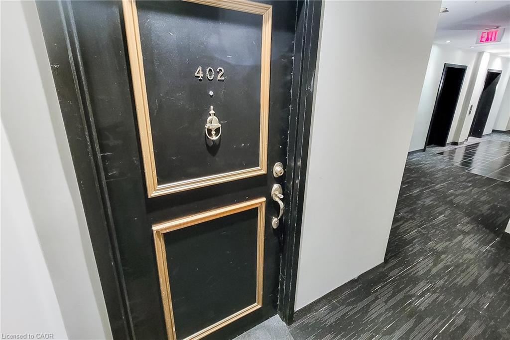 402-135 James Street S, Hamilton, ON - Indoor Photo Showing Other Room