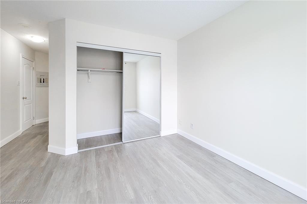 402-135 James Street S, Hamilton, ON - Indoor Photo Showing Other Room