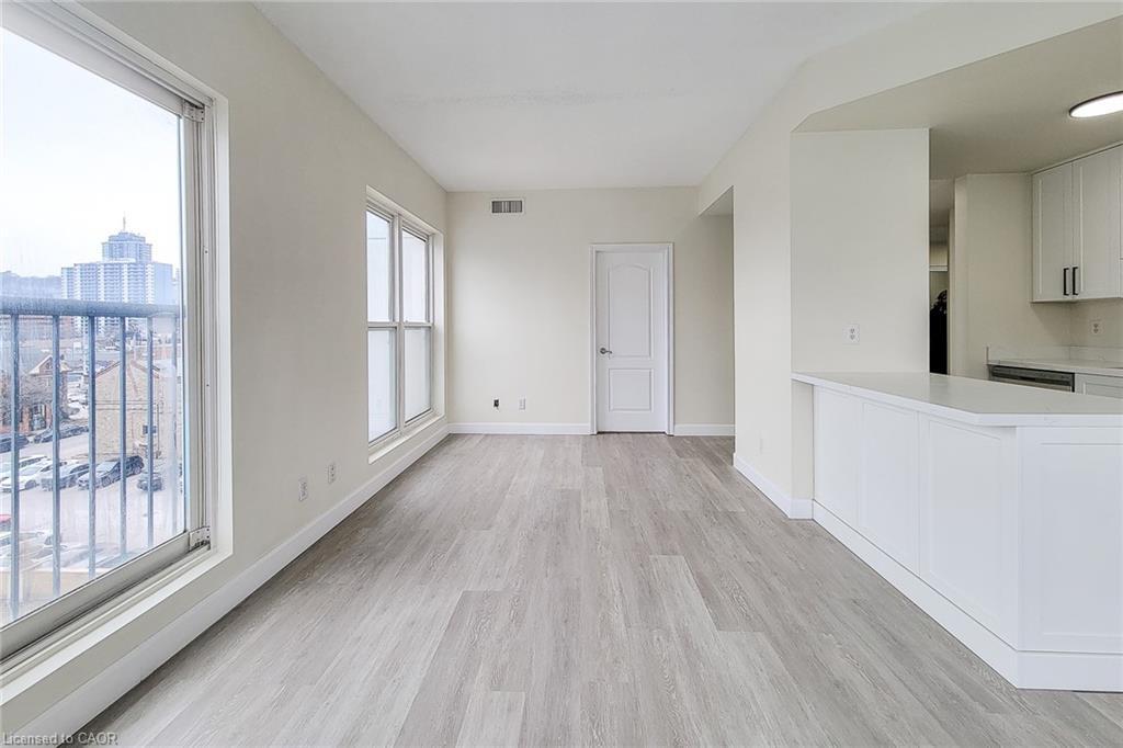 402-135 James Street S, Hamilton, ON - Indoor Photo Showing Other Room