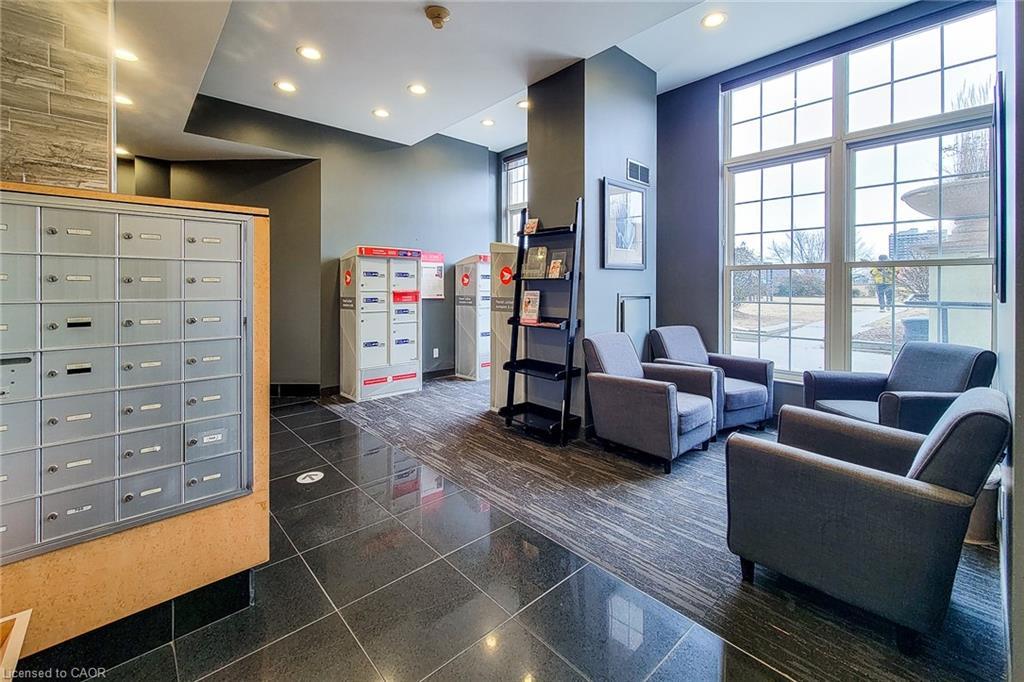 402-135 James Street S, Hamilton, ON - Indoor