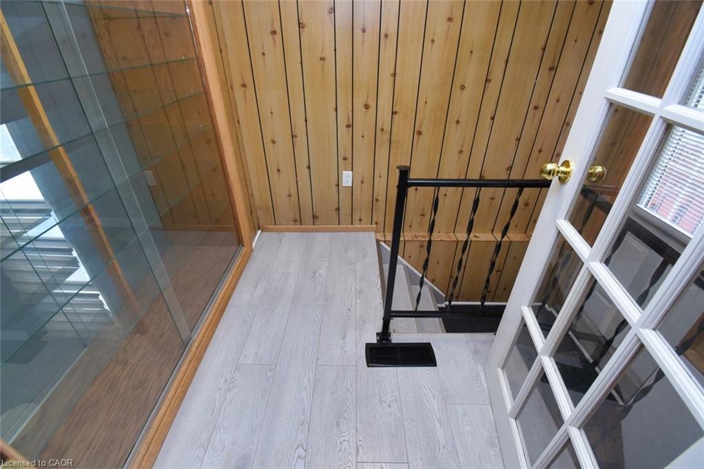 17 Craigroyston Road, Hamilton, ON - Indoor Photo Showing Other Room