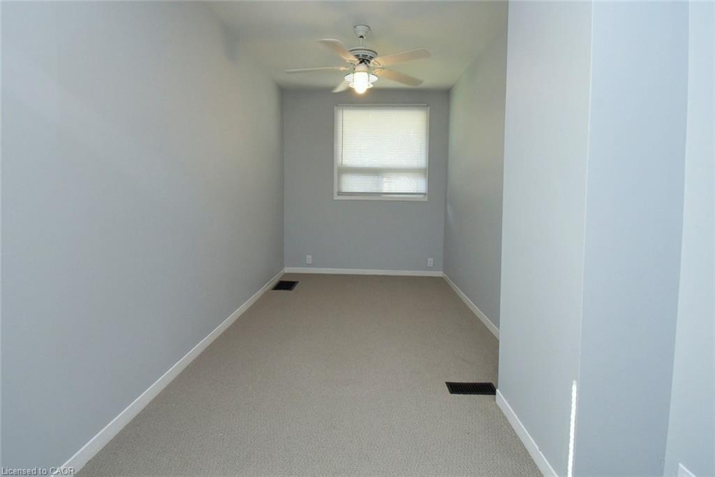 17 Craigroyston Road, Hamilton, ON - Indoor Photo Showing Other Room