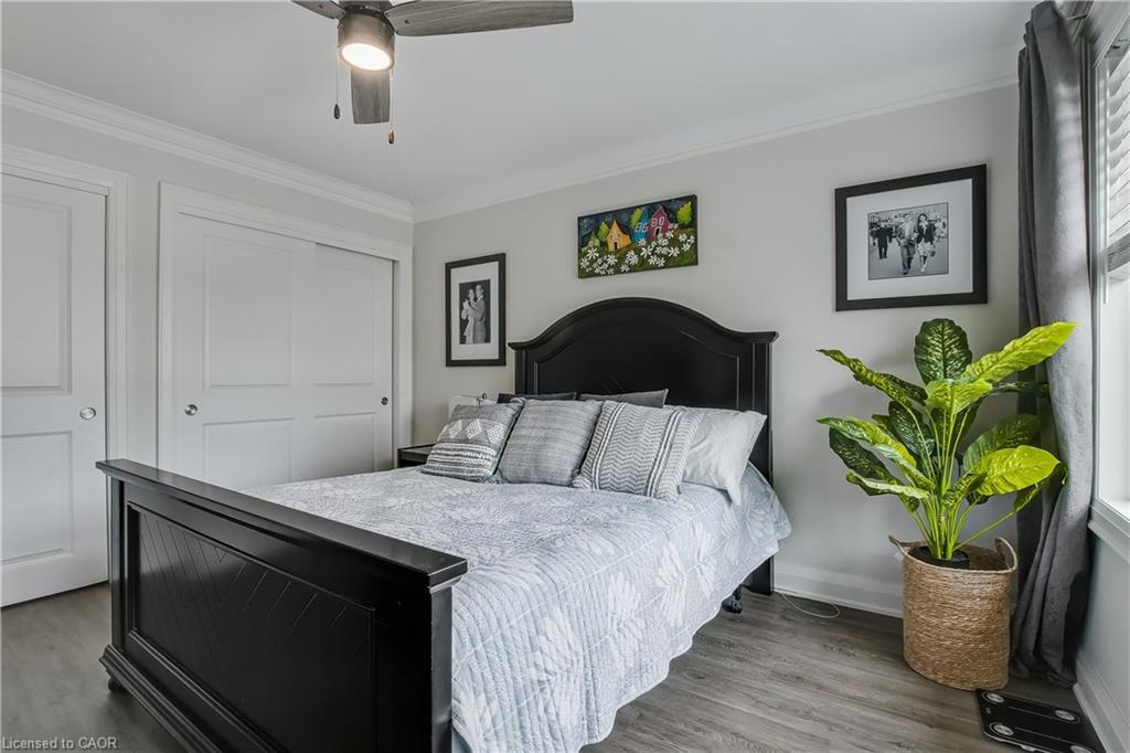 47 Bishop Reding Trail, Hamilton, ON - Indoor Photo Showing Bedroom