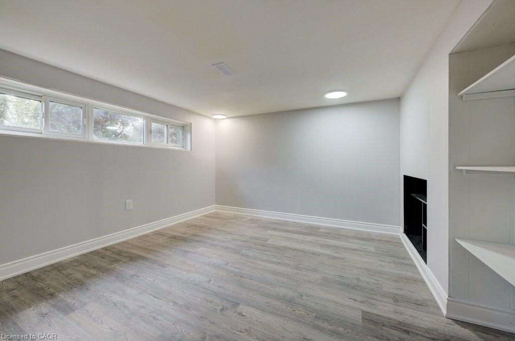 582 Chamberlain Road, Burlington, ON - Indoor Photo Showing Other Room