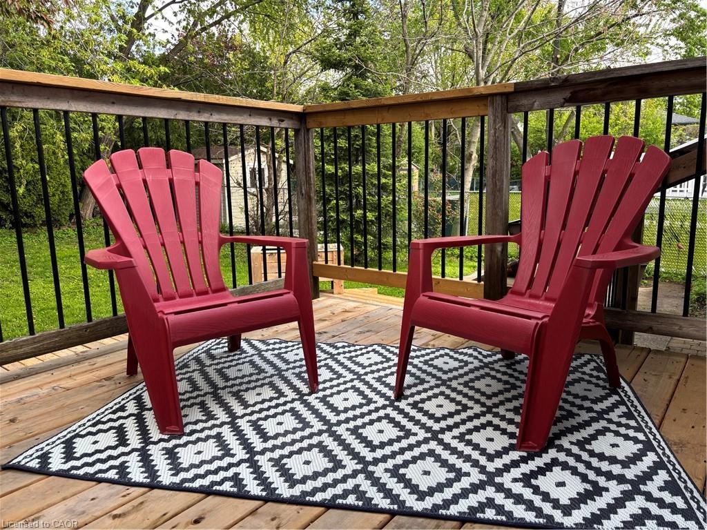 582 Chamberlain Road, Burlington, ON - Outdoor With Deck Patio Veranda With Exterior