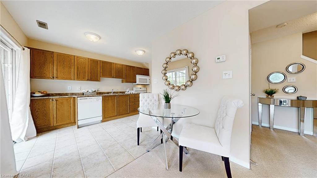 6-950 Highland Road W, Kitchener, ON - Indoor