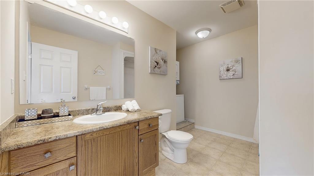 6-950 Highland Road W, Kitchener, ON - Indoor Photo Showing Bathroom