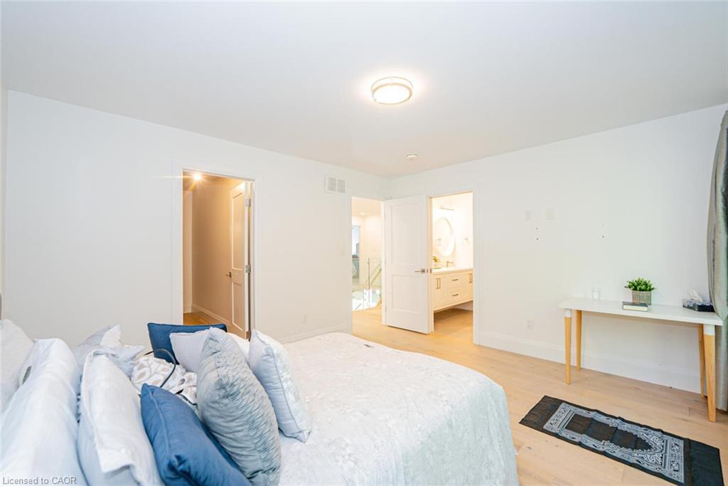 8767 Twiss Road, Milton, ON - Indoor Photo Showing Bedroom