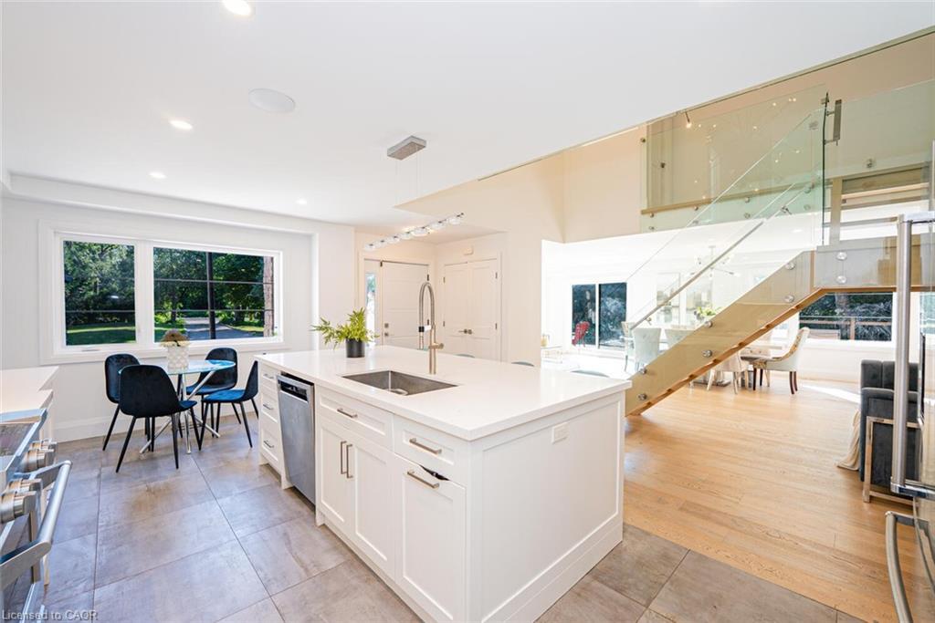 8767 Twiss Road, Milton, ON - Indoor Photo Showing Kitchen