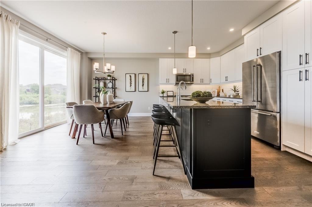 435 Westhaven Street, Waterloo, ON - Indoor