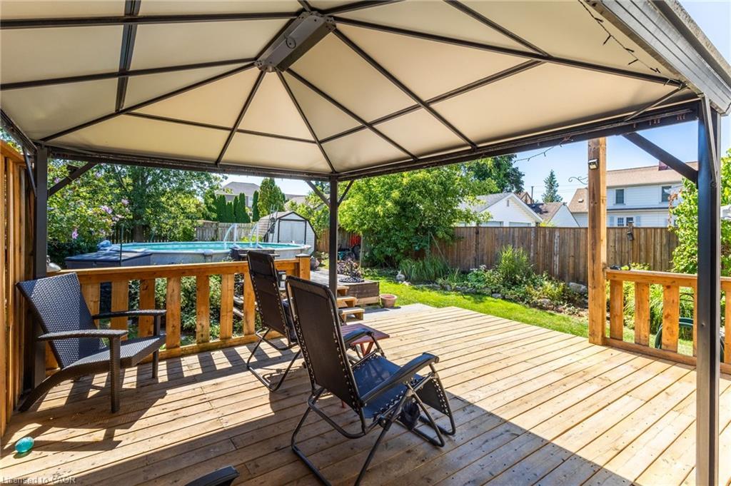4 Lincoln Avenue, St. Catharines, ON - Outdoor With Deck Patio Veranda With Exterior
