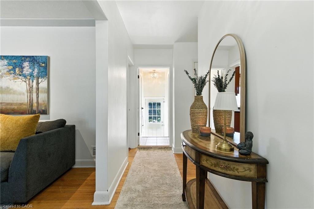 2224 Ghent Avenue, Burlington, ON - Indoor Photo Showing Other Room