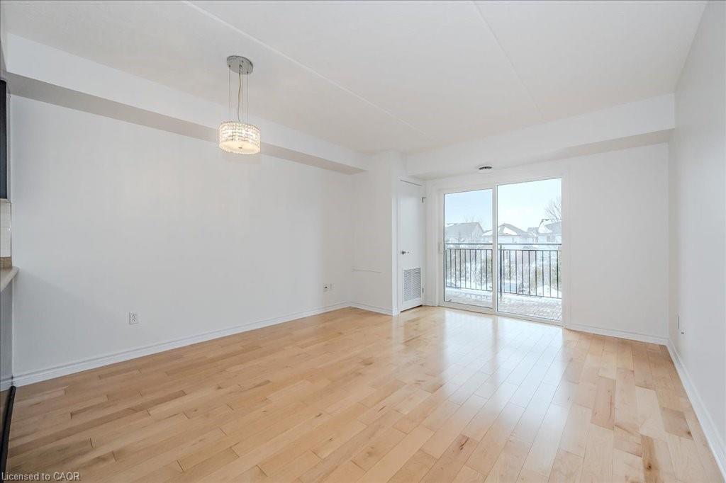 202-41 Goodwin Drive, Guelph, ON - Indoor Photo Showing Other Room