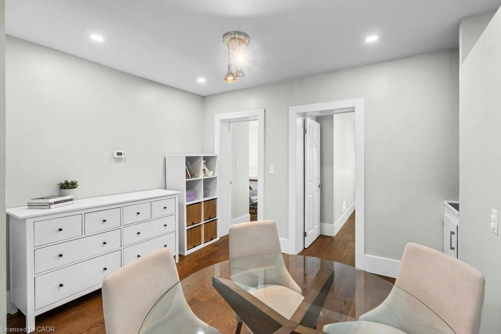 18 Park Row N, Hamilton, ON - Indoor