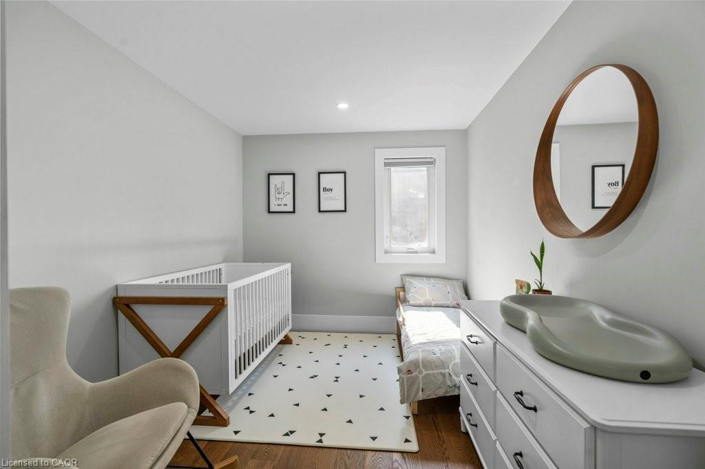 18 Park Row N, Hamilton, ON - Indoor