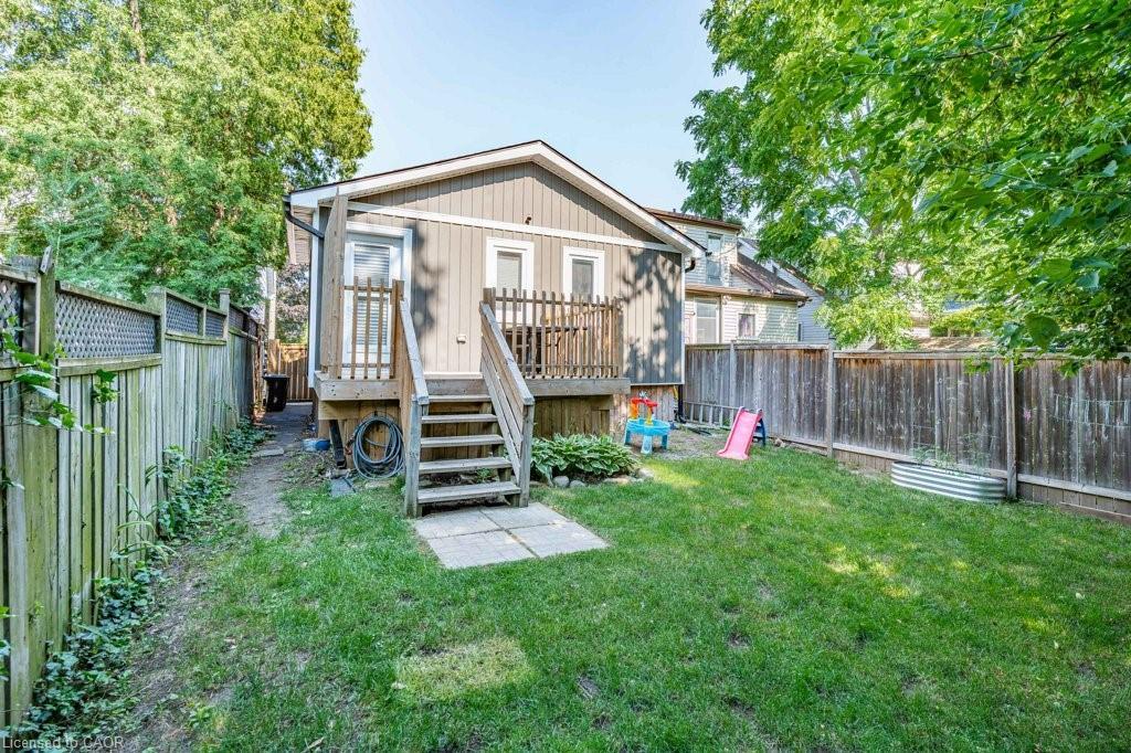 18 Park Row N, Hamilton, ON - Outdoor With Deck Patio Veranda