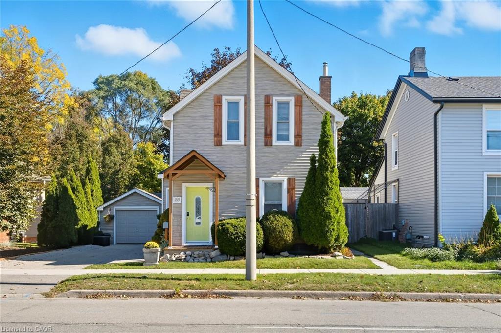 28 Mount Pleasant Street, Brantford, ON - Outdoor With Facade