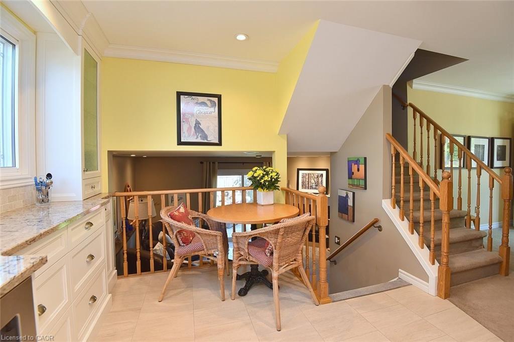 2 Novoco Drive, Hamilton, ON - Indoor Photo Showing Other Room