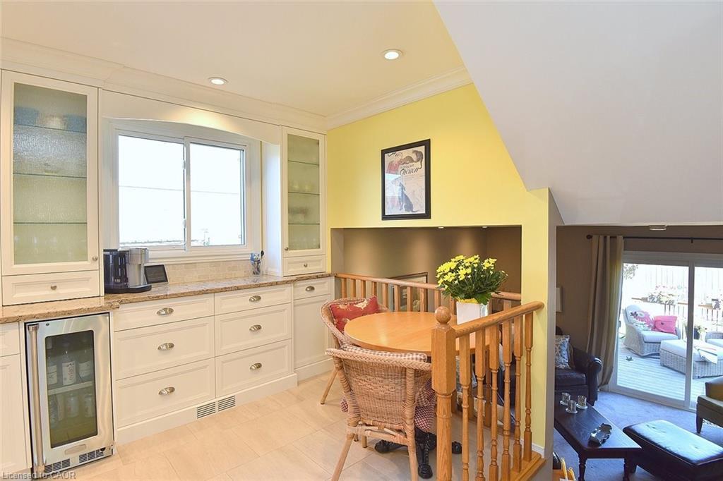 2 Novoco Drive, Hamilton, ON - Indoor