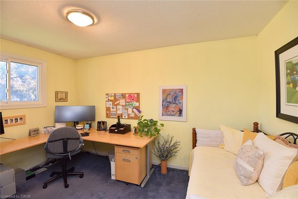 2 Novoco Drive, Hamilton, ON - Indoor Photo Showing Office