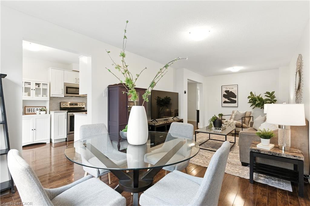 23-415 River Oaks Boulevard W, Oakville, ON - Indoor